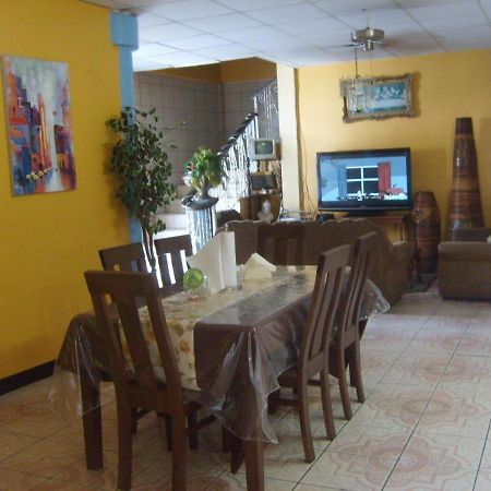 Caribbean Tourist Villa Port of Spain Exterior photo